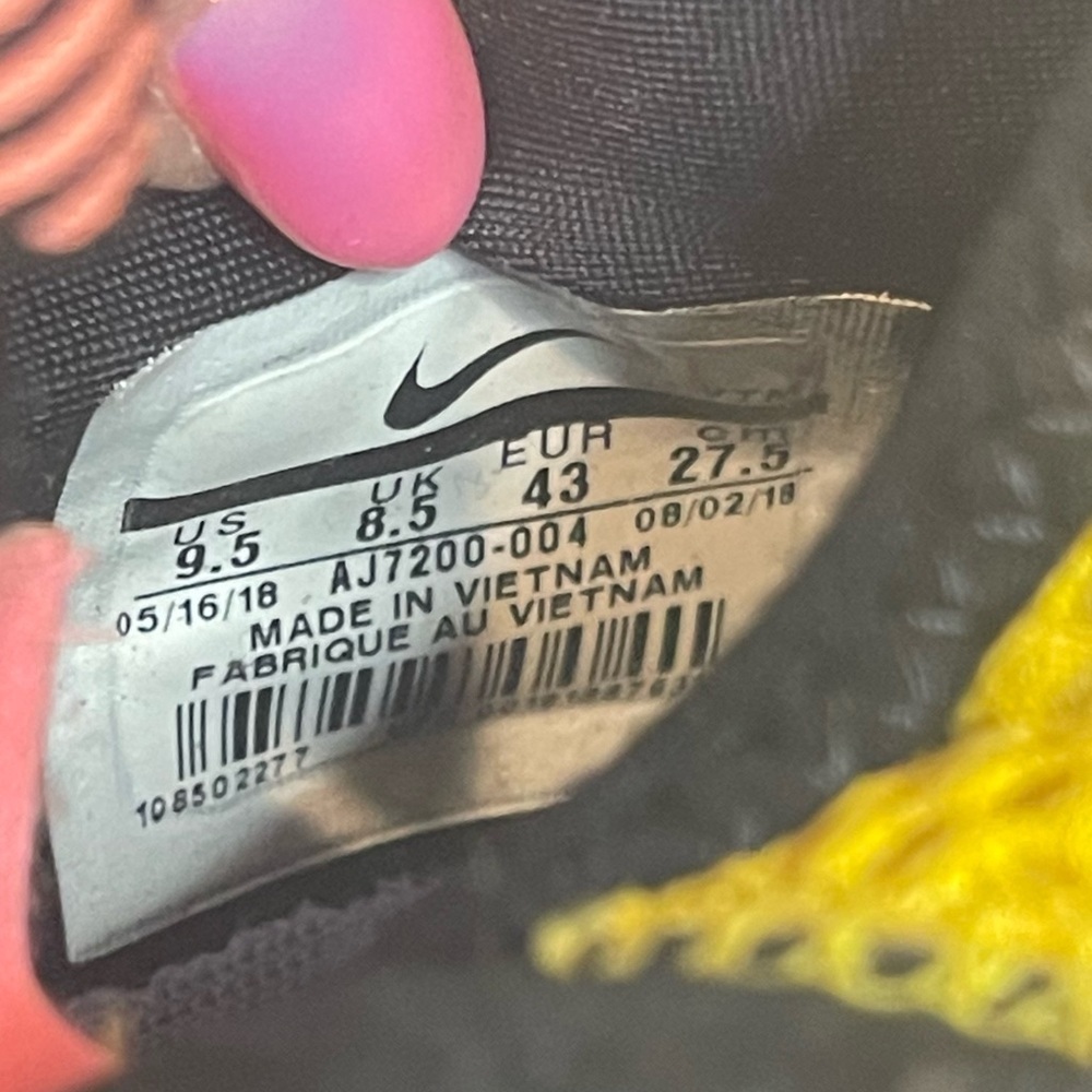 Nike Air Max 270 Bowfin Black Atomic Violet Amarillo Size 9.5 - Picture 9 of 10